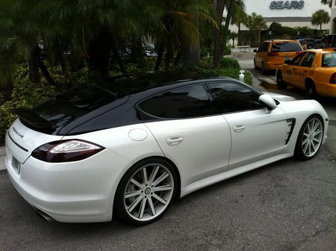 car with contrasting roof